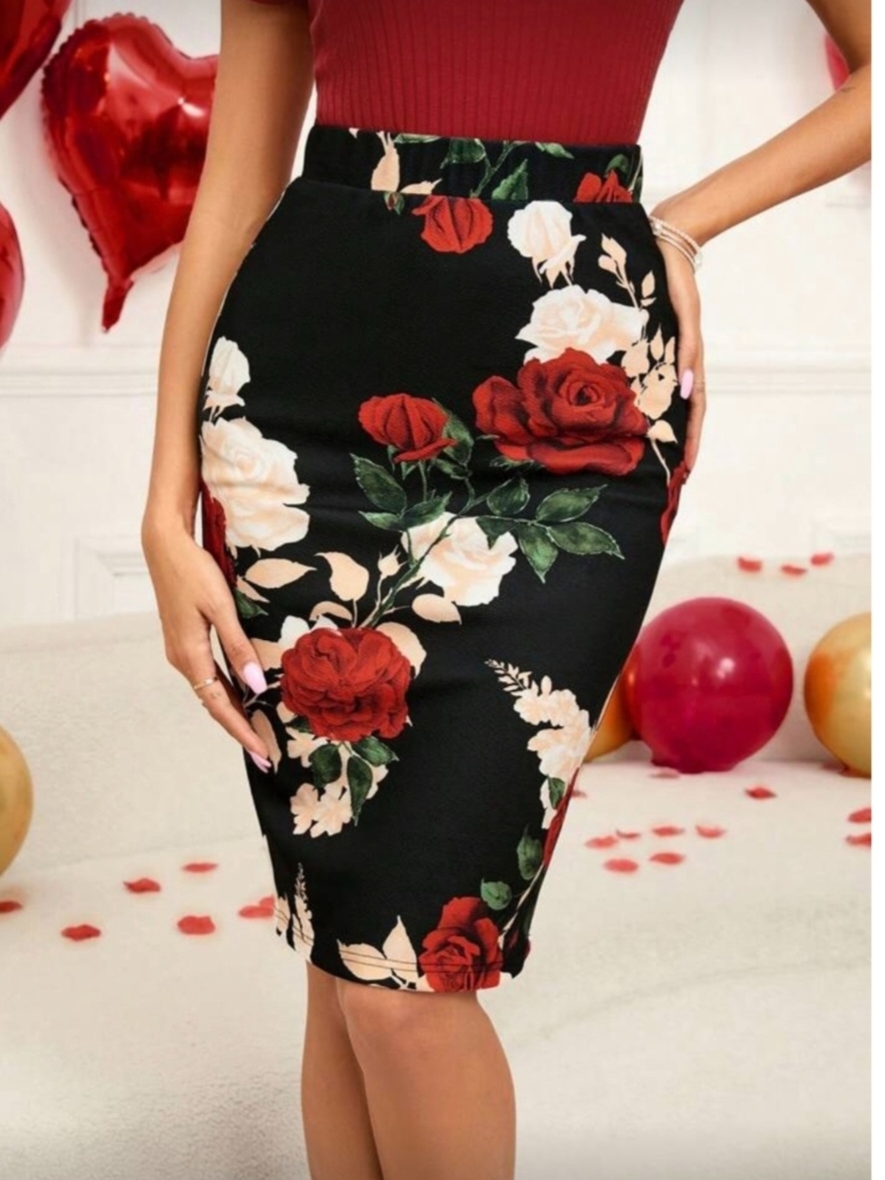 Floral Pencil Skirt in Black with Red Roses